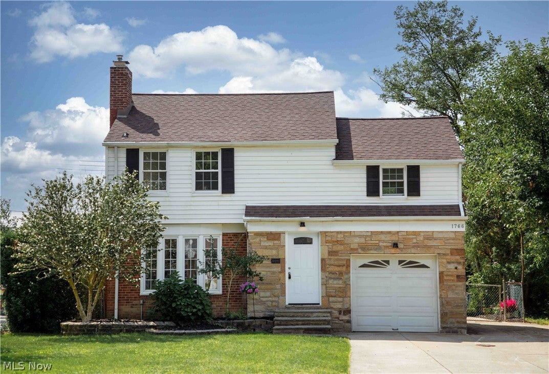 1766 Longwood Drive — photo