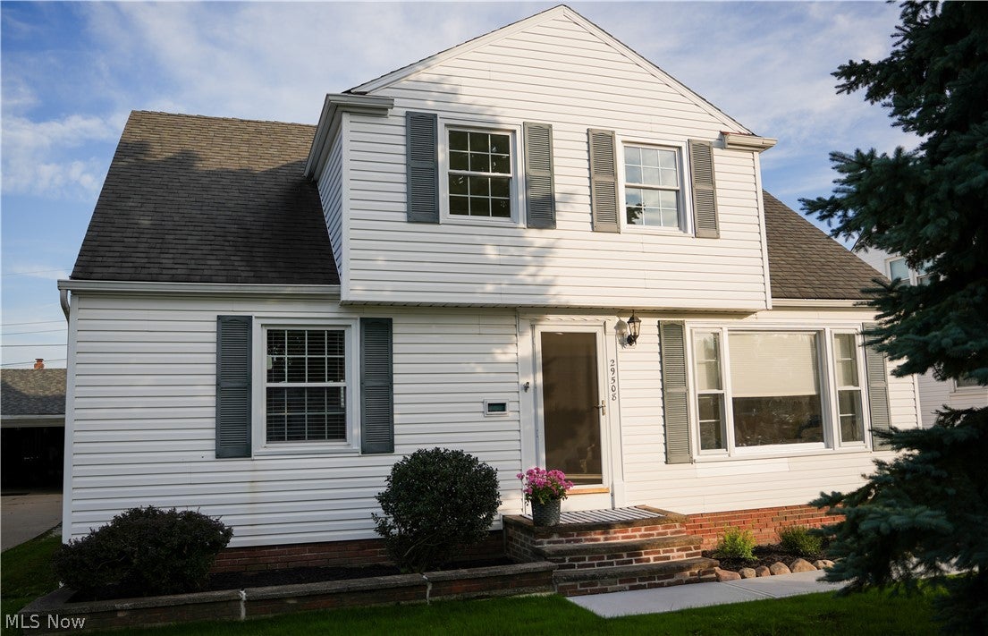 29508 Woodway Drive — photo