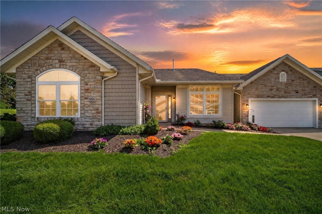 2452 Barrington Way 446 — photo