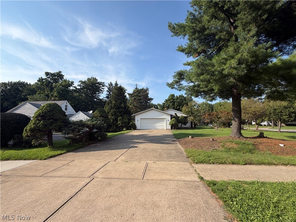 1088 Lander Road — photo
