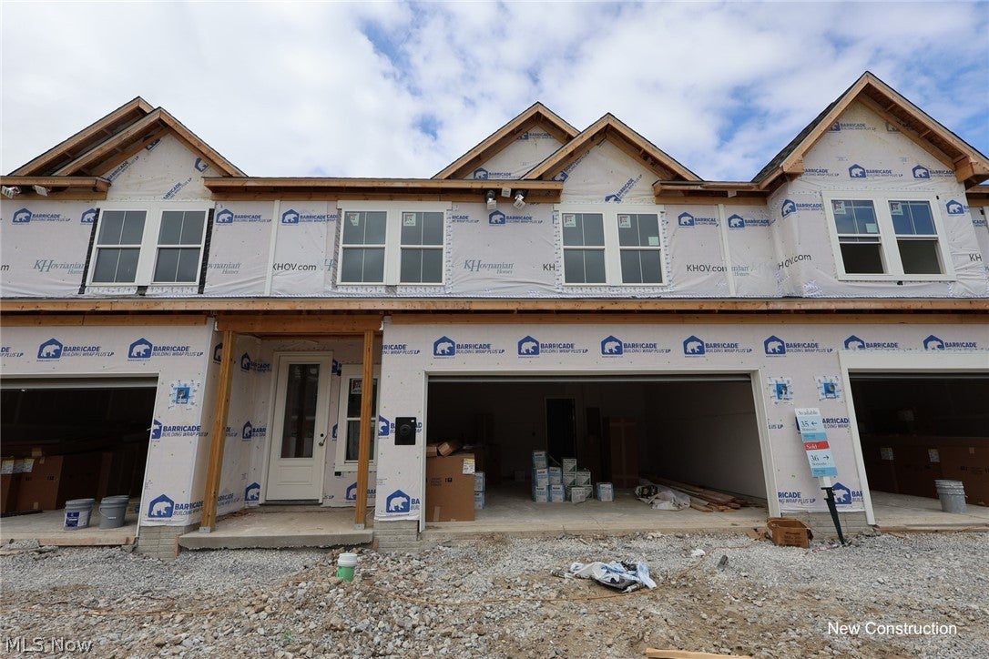 5090 Shepherds Glen — photo