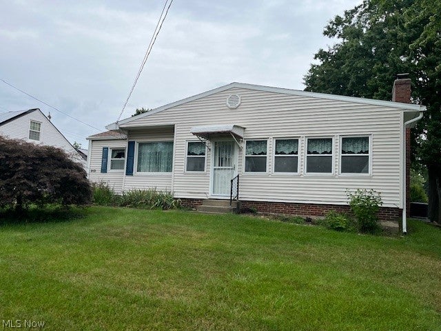 313 Schneider Street — photo