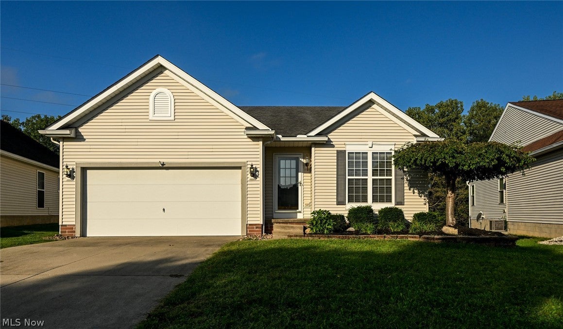 2156 Thornbury Lane — photo
