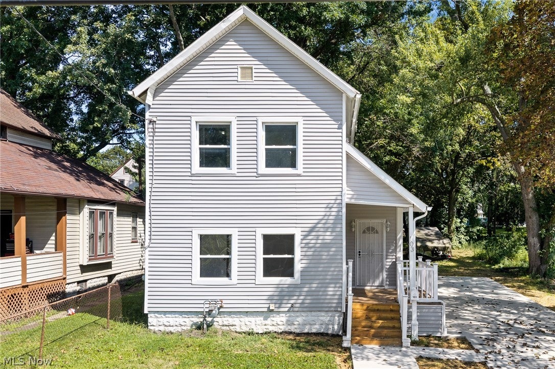 103 W Miller Avenue — photo