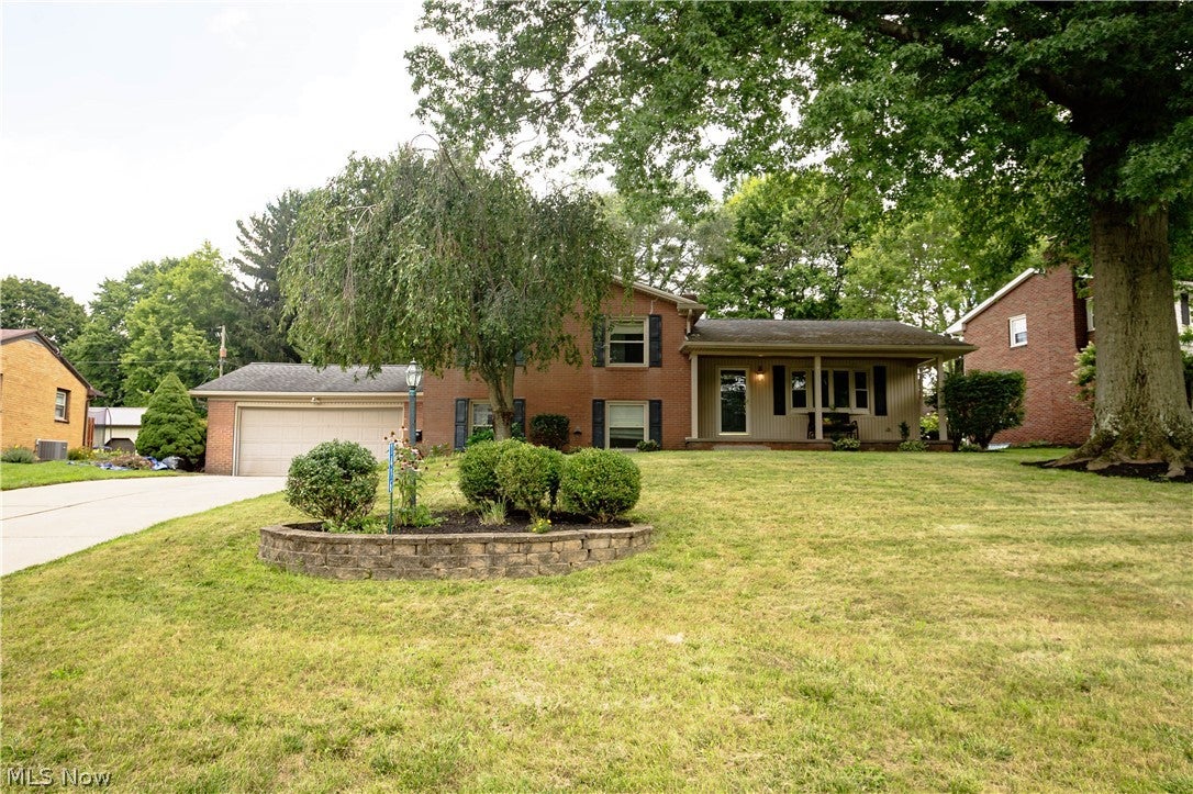 1416 Dunkeith Drive NW — photo