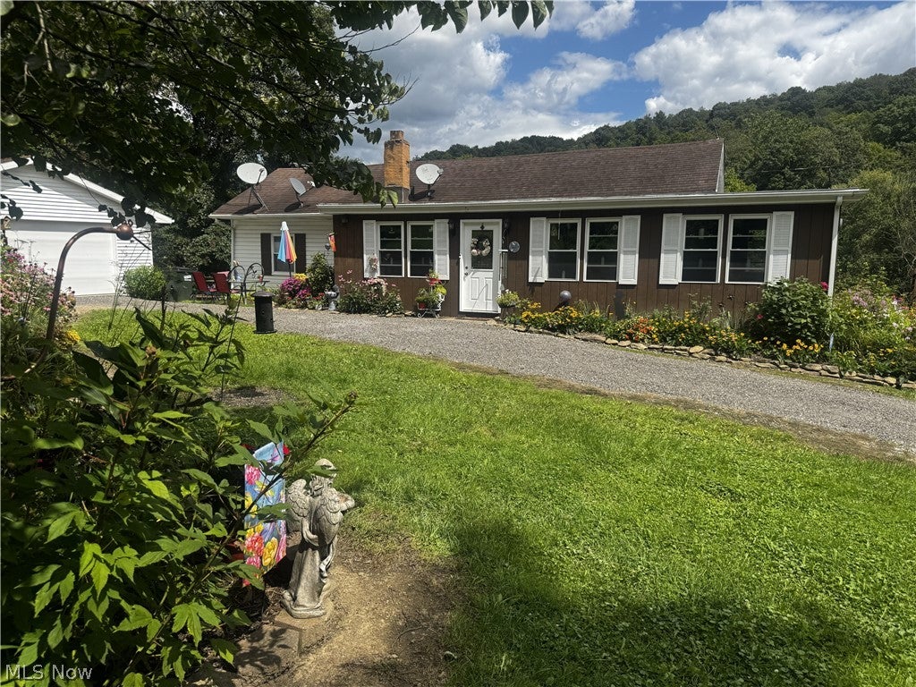1041 Township Road 371 — photo