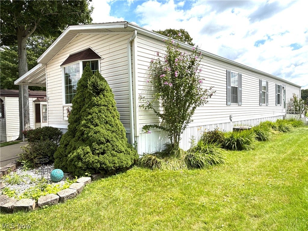 1229 Columbiana-Lisbon Road 63 — photo