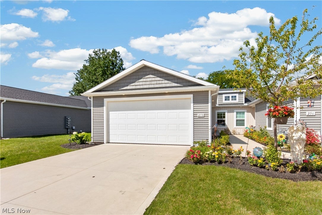 258 Silver Spring Circle — photo