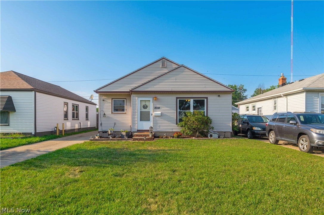3014 Center Drive — photo