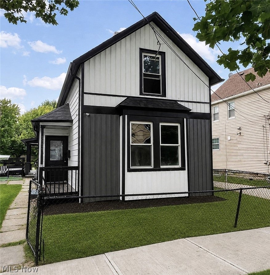 5811 Madison Avenue — photo