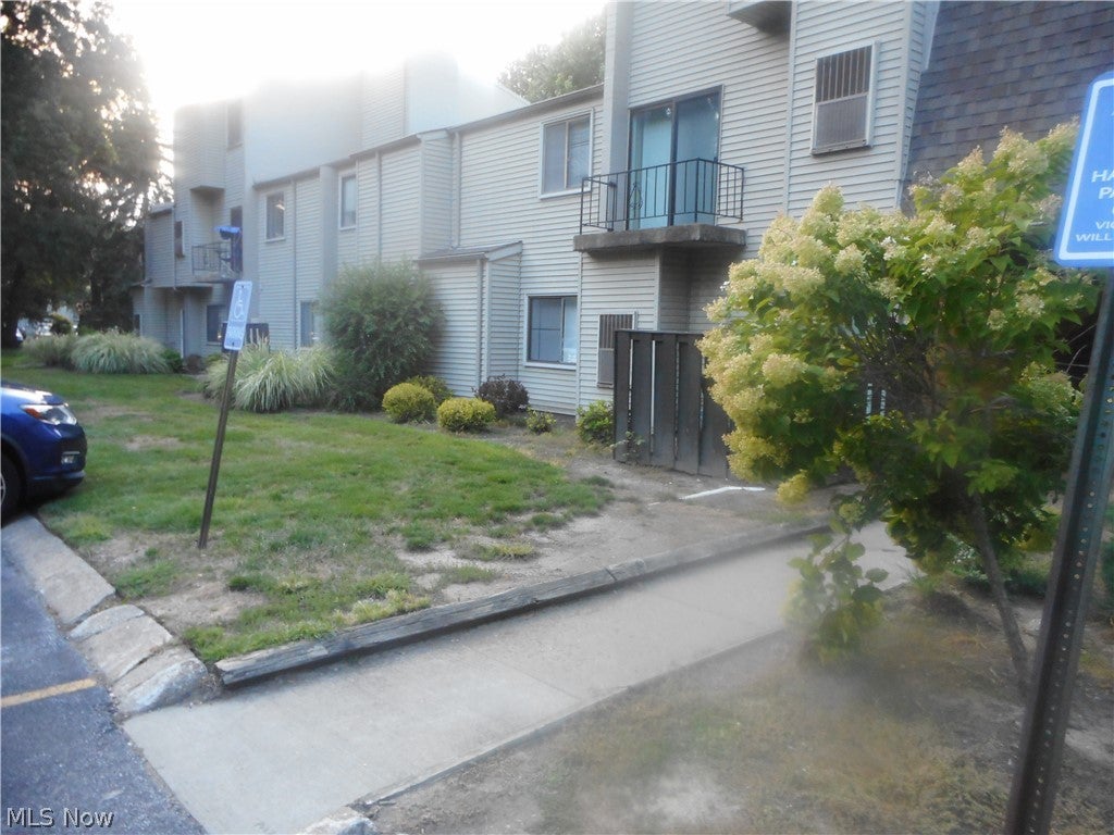 38430 North Lane B 209 — photo