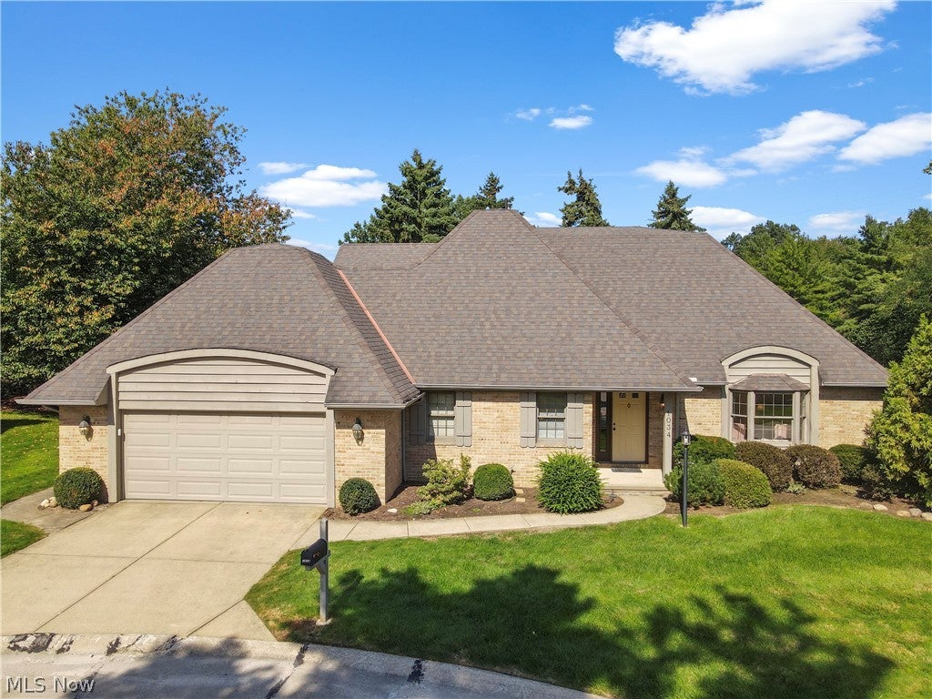 1034 Brook Lane — photo