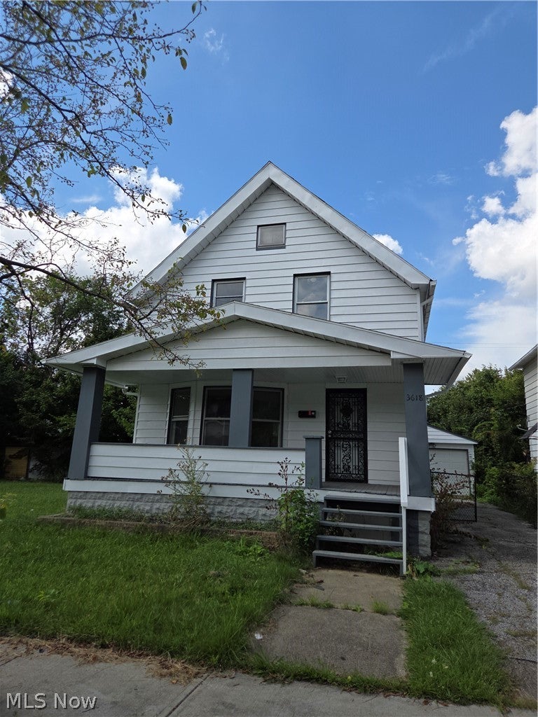 3618 E 105th Street — photo