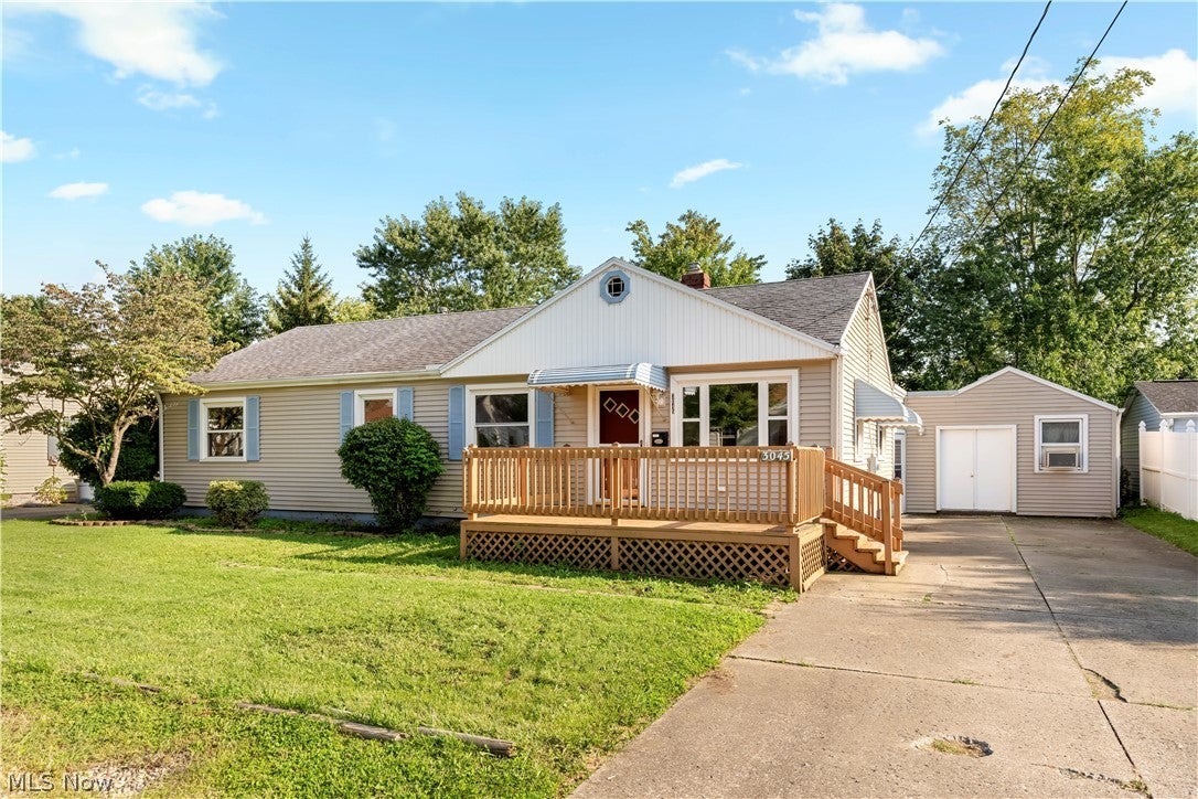 3045 Bayer Circle — photo