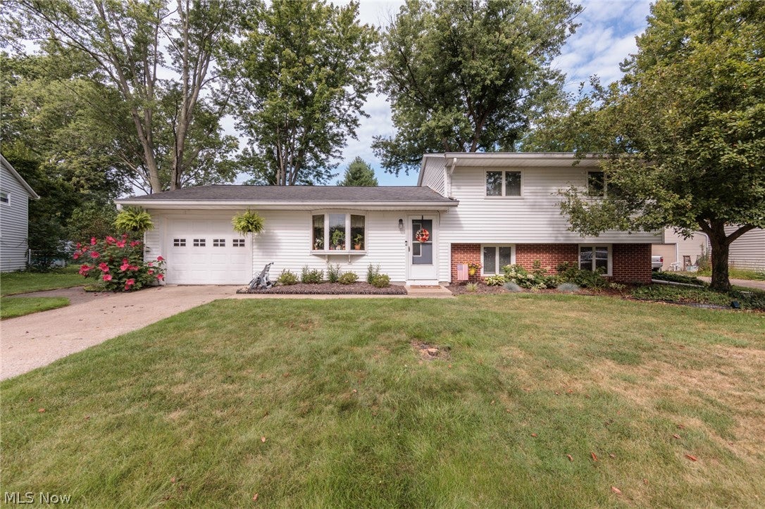 5029 Oakview Drive — photo