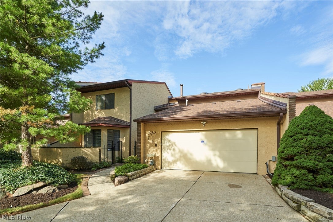 1782 Brookwood Drive — photo