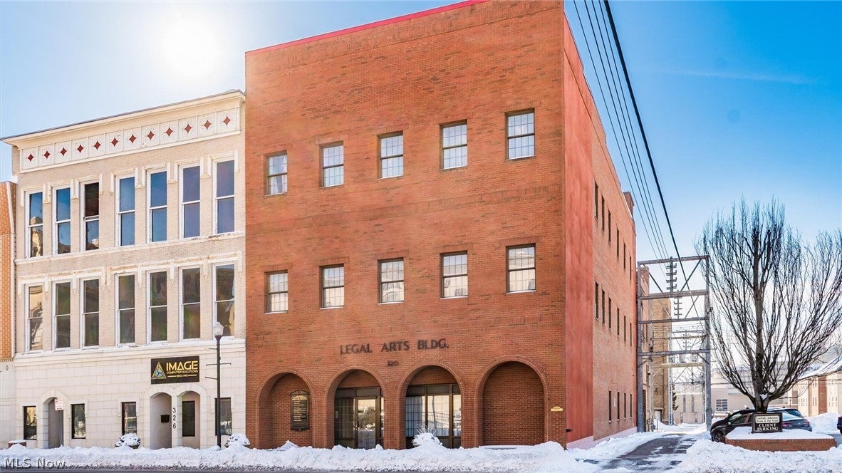 320 Main Street — photo