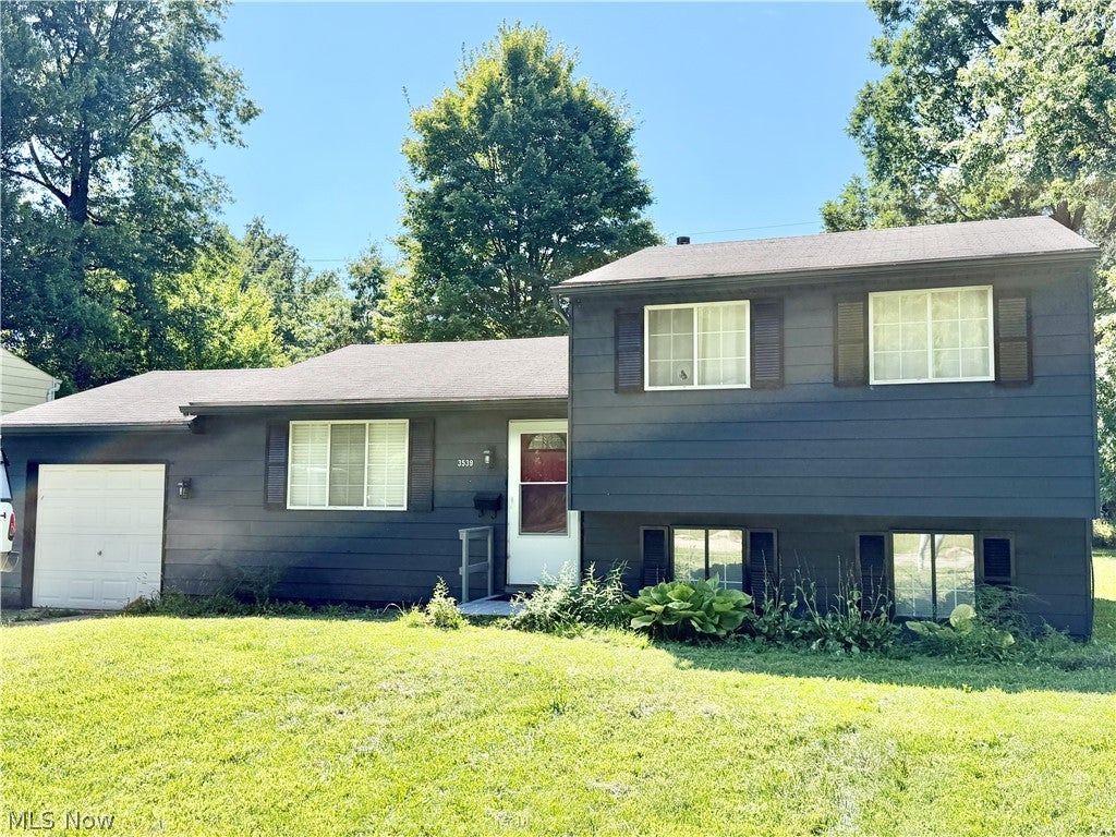 3539 Dunstan Drive NW — photo