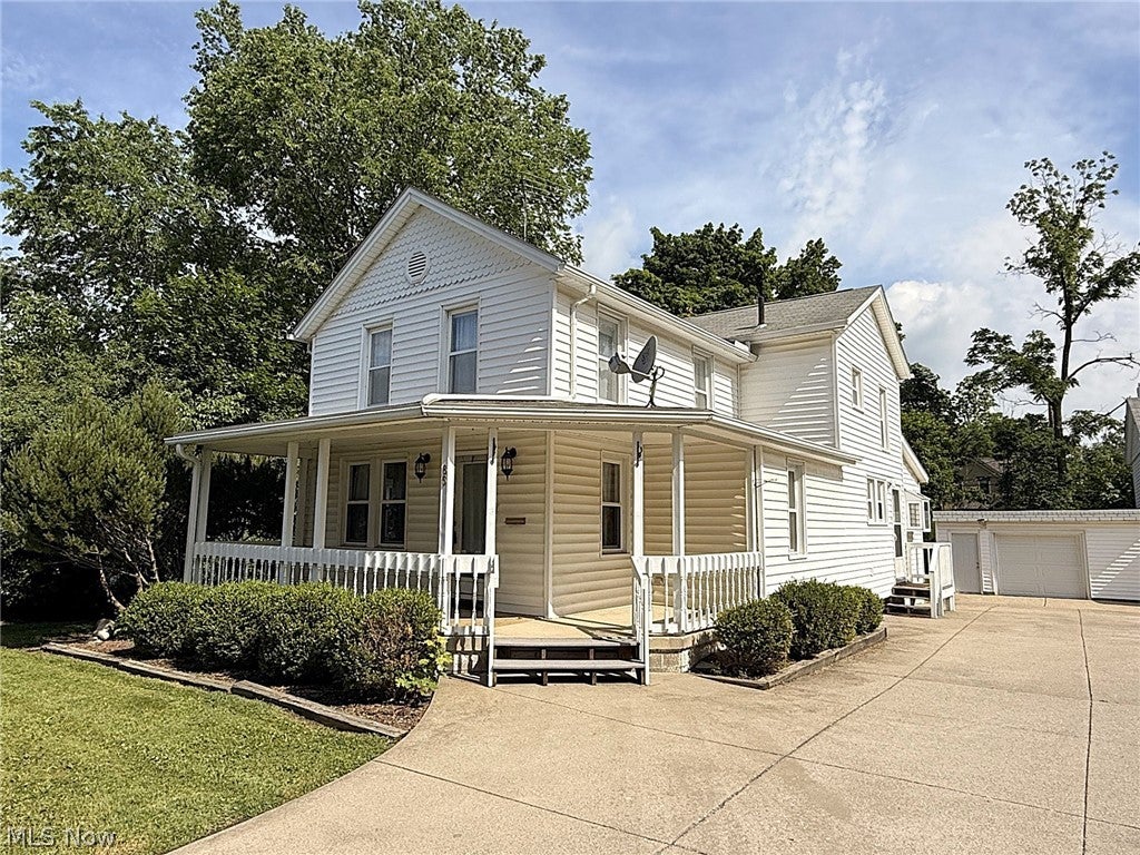 85 Maple Drive — photo