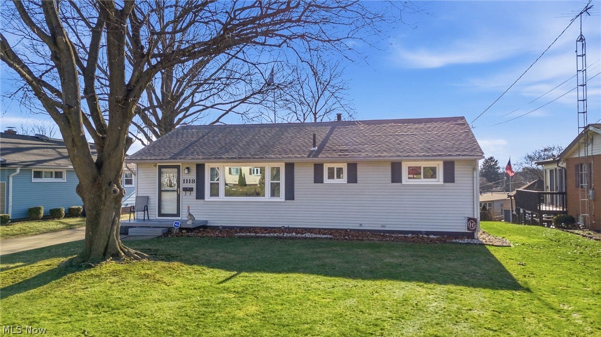 1118 Valley Drive NW — photo