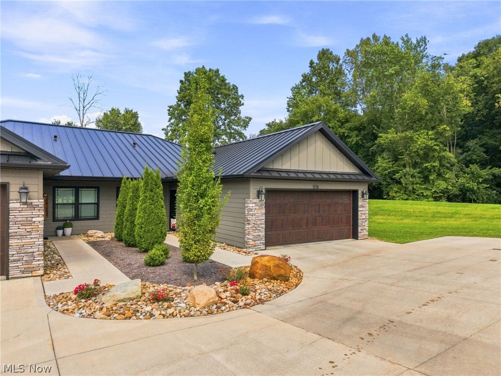 1017 Sycamore Lane — photo