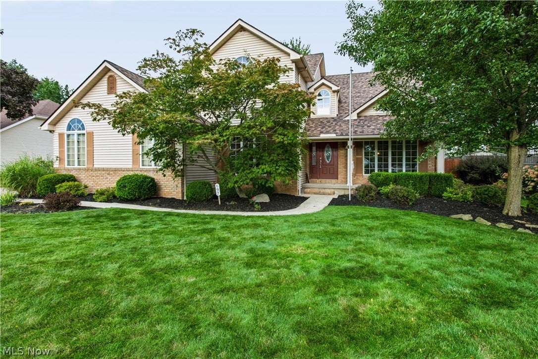 697 Cherry Valley Drive — photo