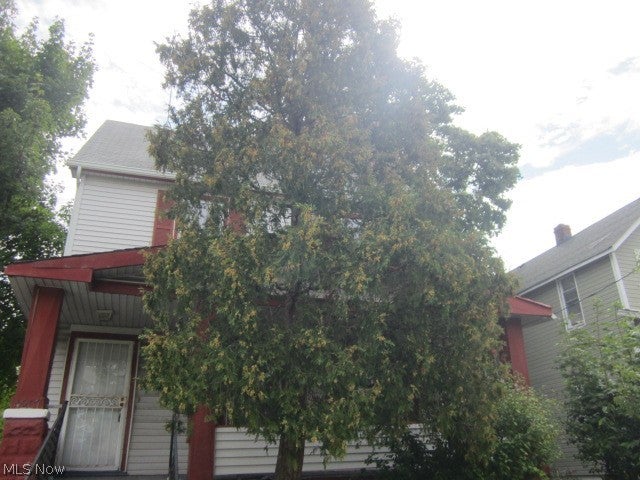 4207 E 146th Street — photo