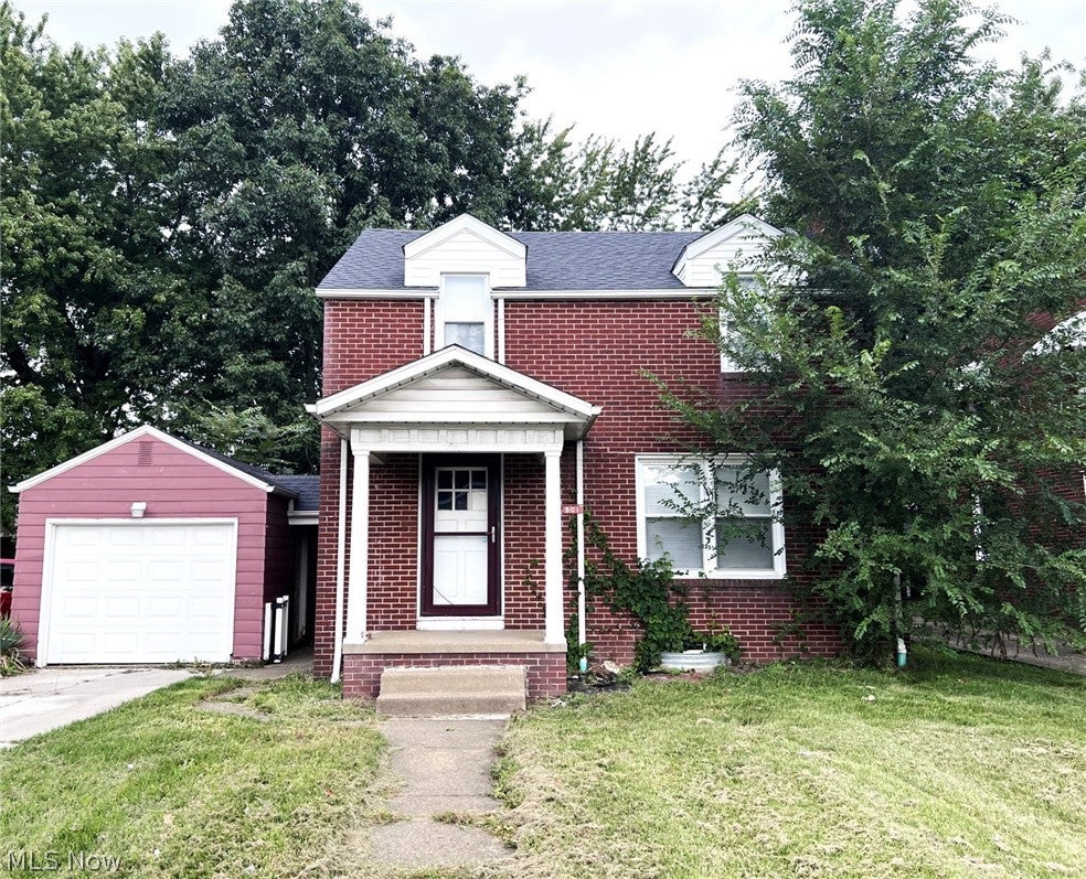 801 Spangler Street NE — photo