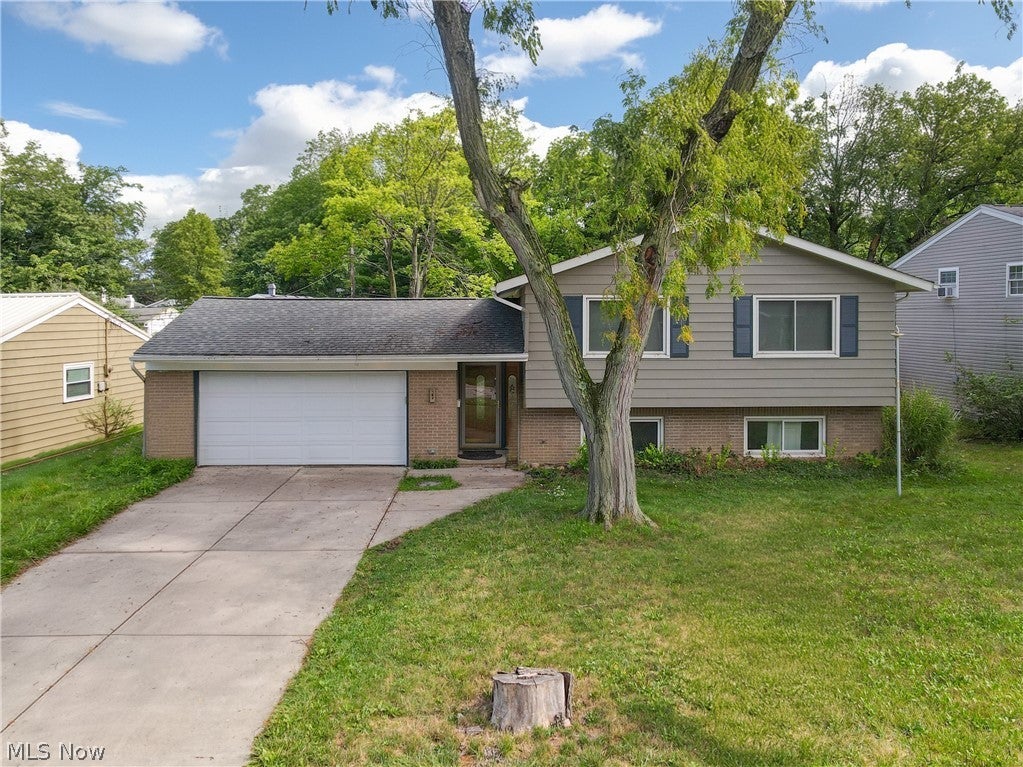 364 Wallace Drive — photo