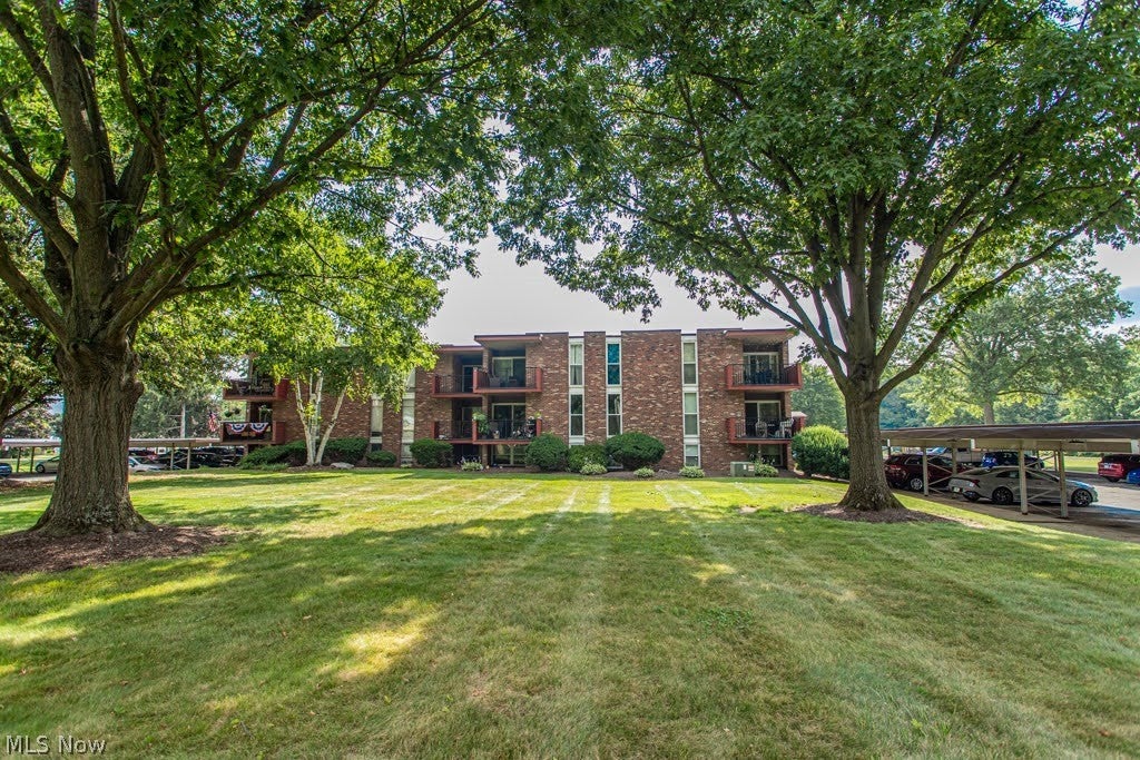 2540 North Road NE C12 — photo