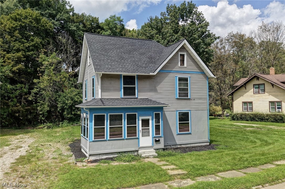 1126 Tremont Avenue SE — photo