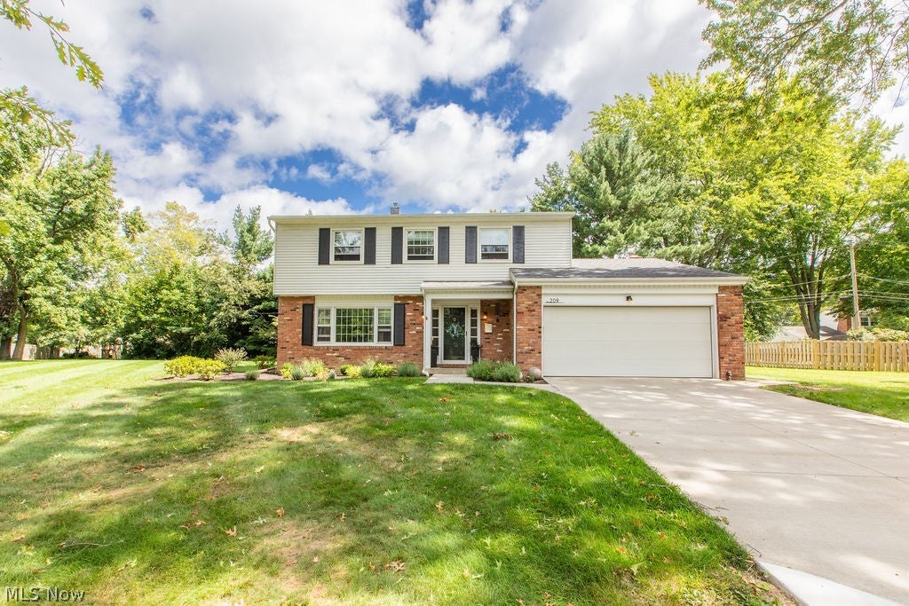 209 James Circle — photo