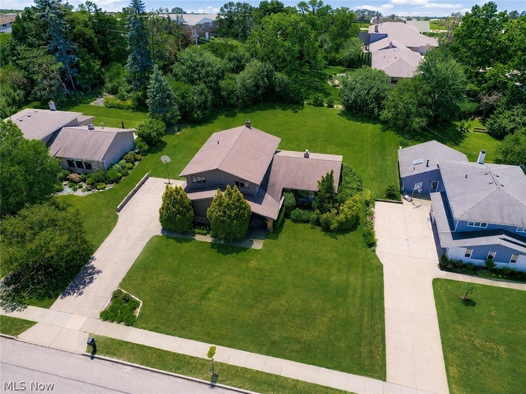 24390 Fairmount Boulevard — photo