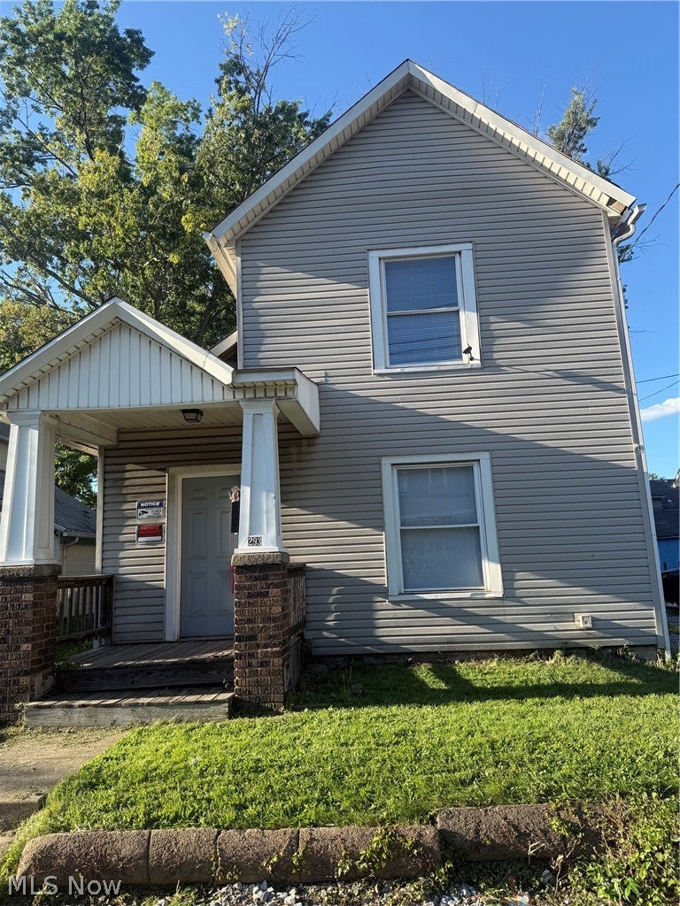 293 E Thornton Street — photo