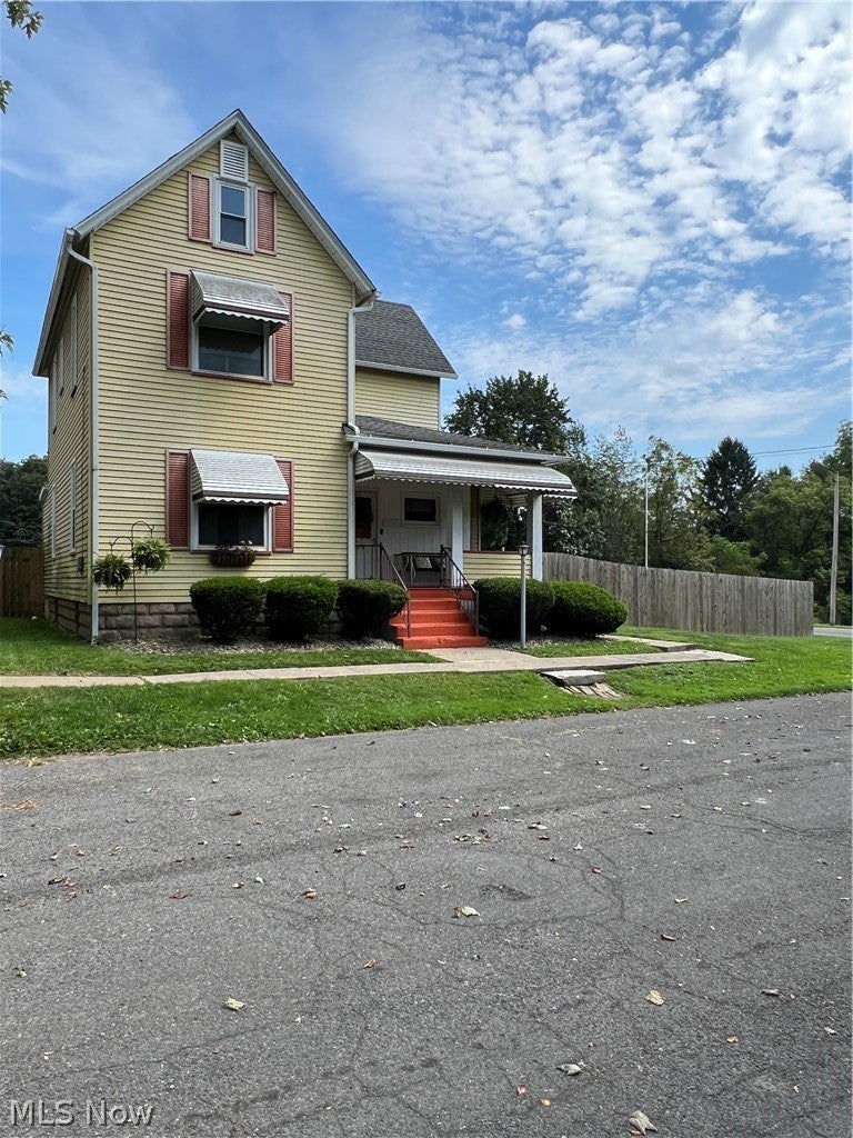 108 Thomas Street — photo