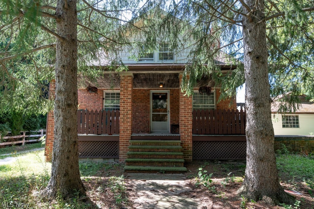 2864 Som Center Road — photo