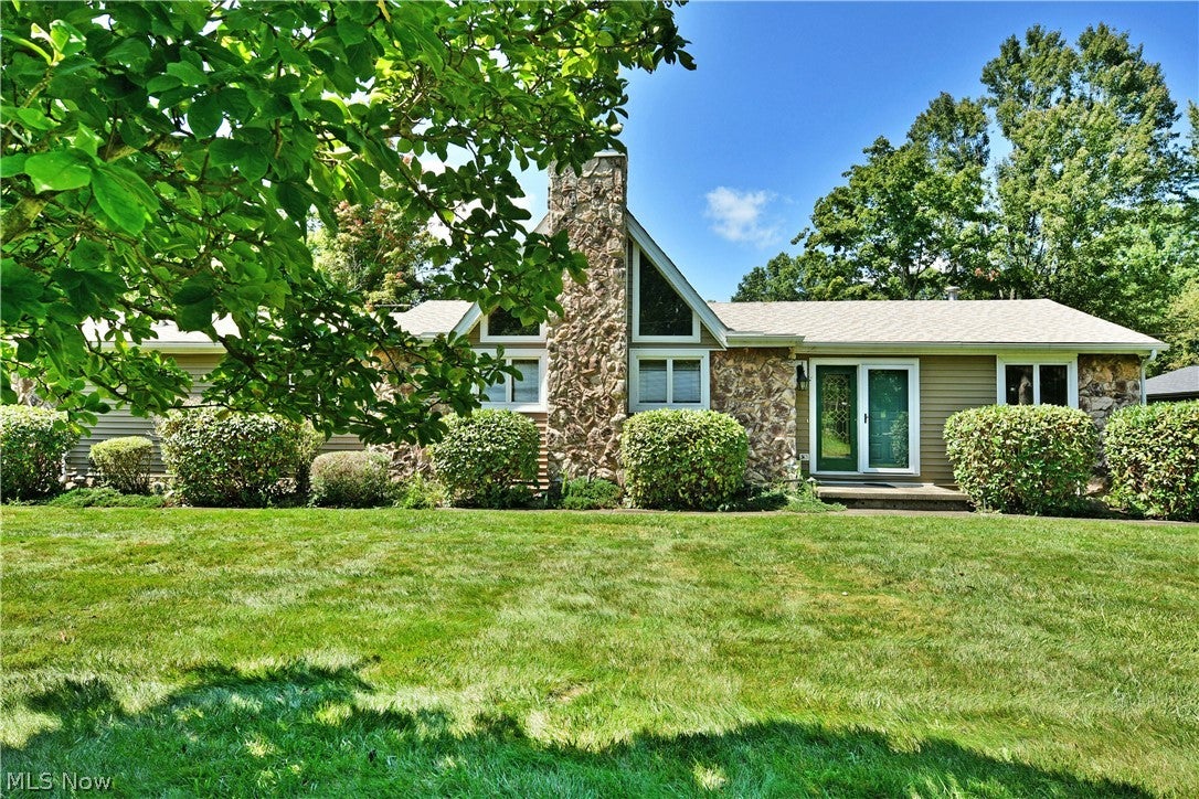 5705 State Route 46 — photo