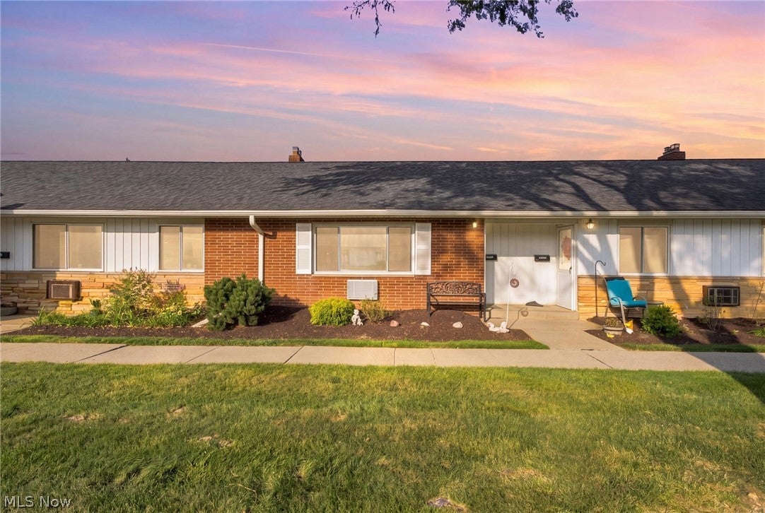 5651 Broadview Road B5 — photo