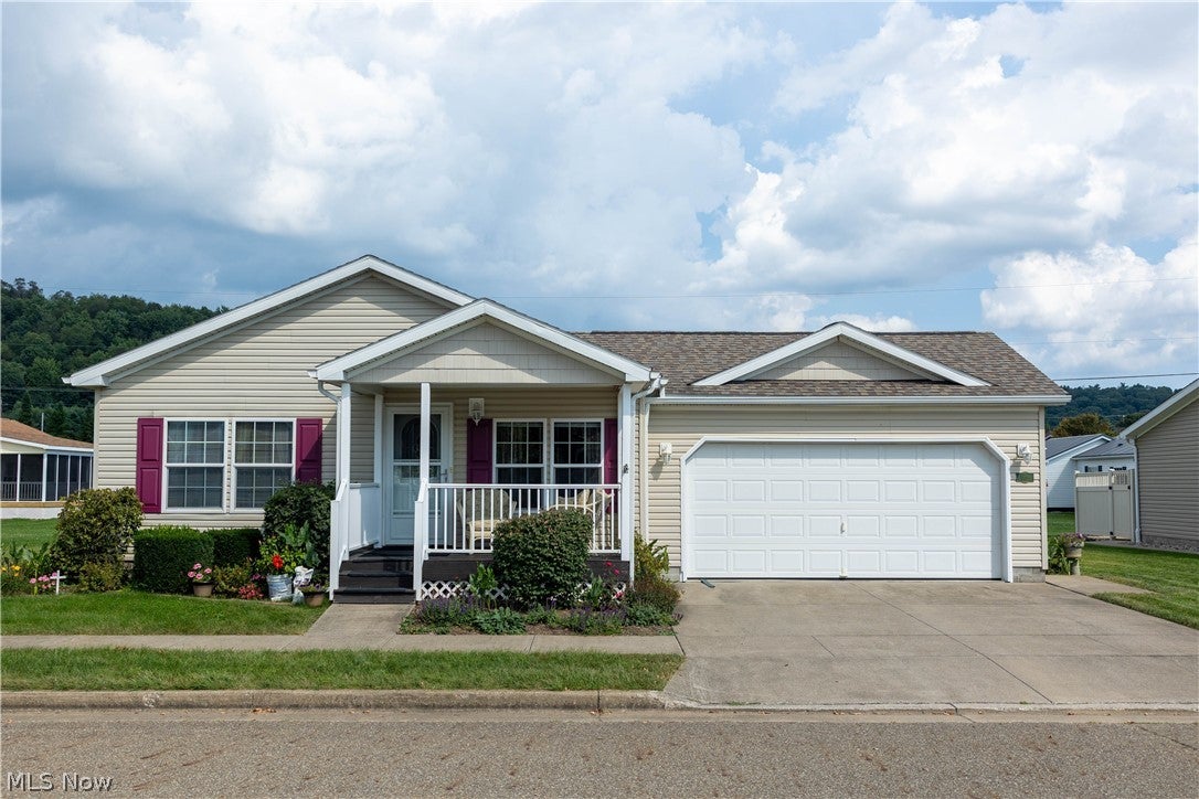 310 Galaxy Drive — photo