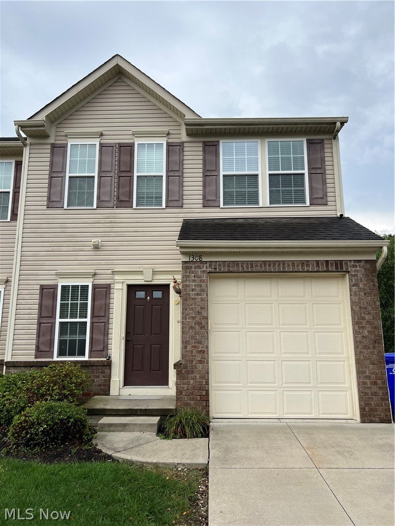1308 Wellingshire Circle — photo