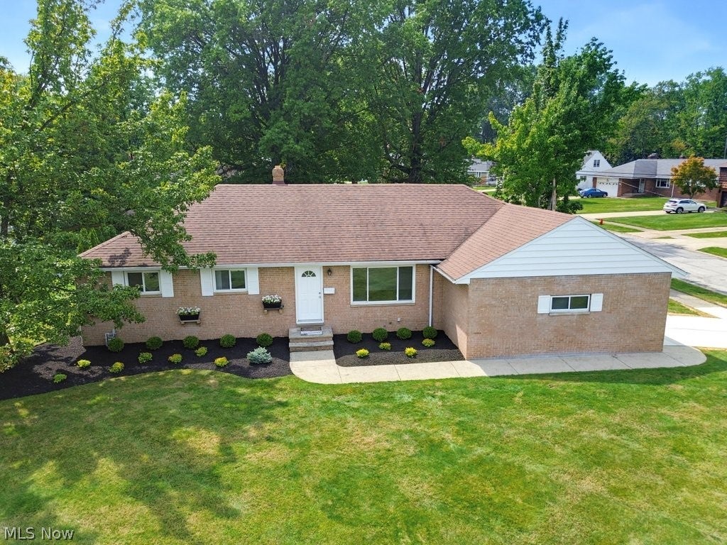 766 Radford Drive — photo