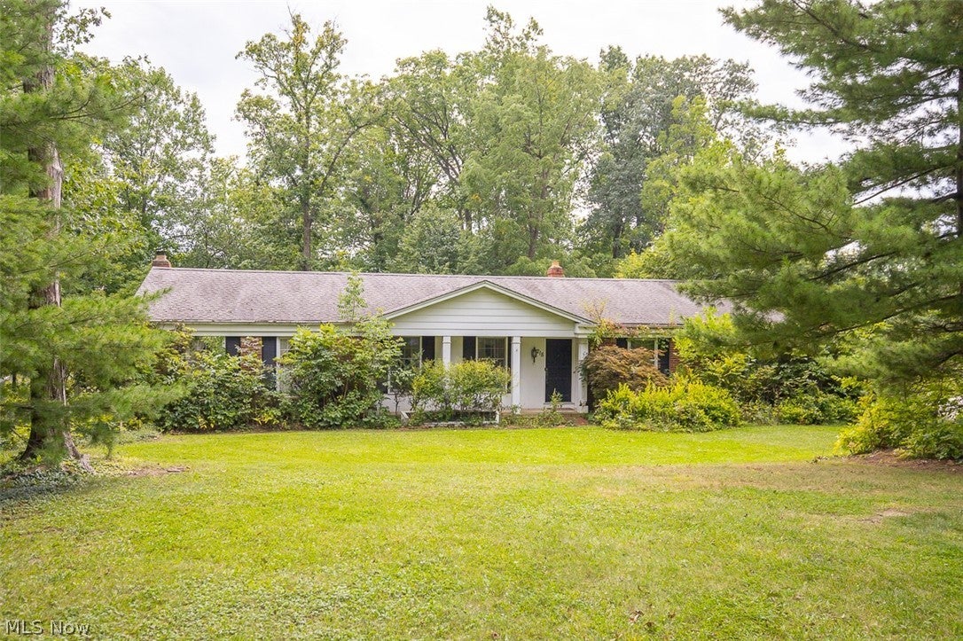 218 Wintergreen Hill Drive — photo