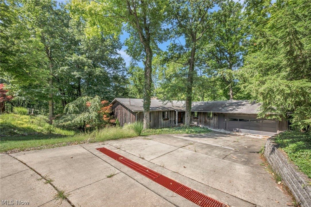 246 Windward Drive, Elyria, OH 44035 — photo 2