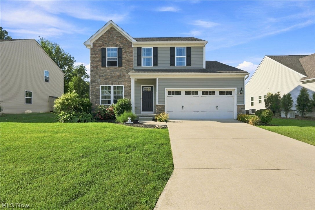 8740 Summer Wind Lane — photo