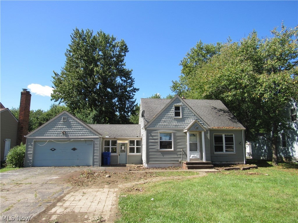 6224 Engle Road — photo