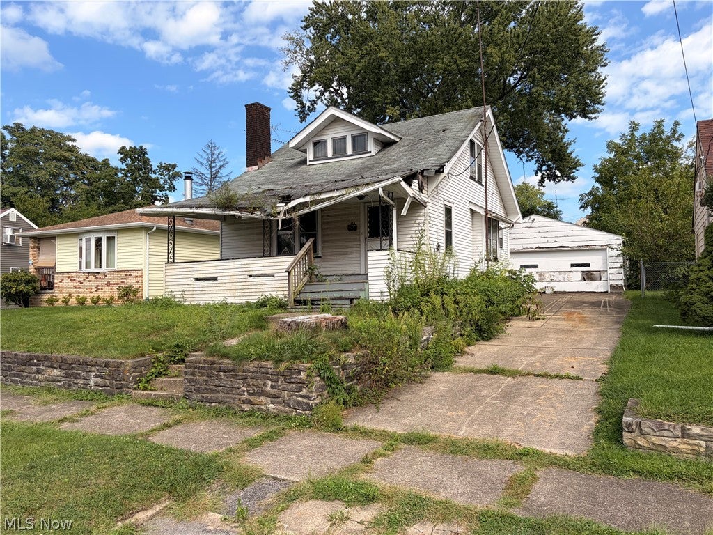 1454 Sheridan Avenue NE — photo