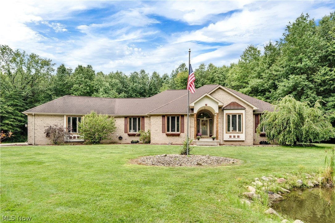 5790 Elias Lloyd Road — photo