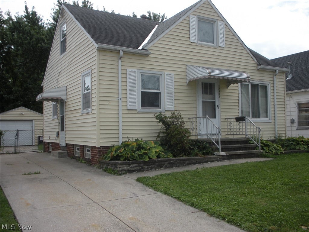 12503 Carrington Avenue — photo