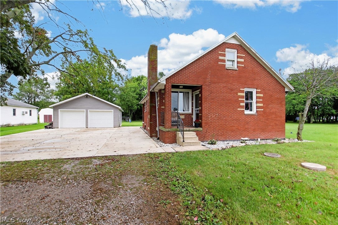 5115 Delematre Road — photo