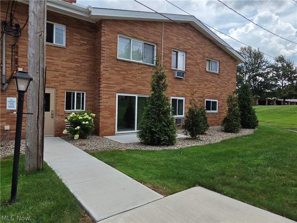 451 Tollis Parkway 160C — photo